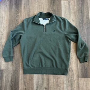 Nautica 1/4 zip sweatshirt. Dark green.  Men’s XXL.